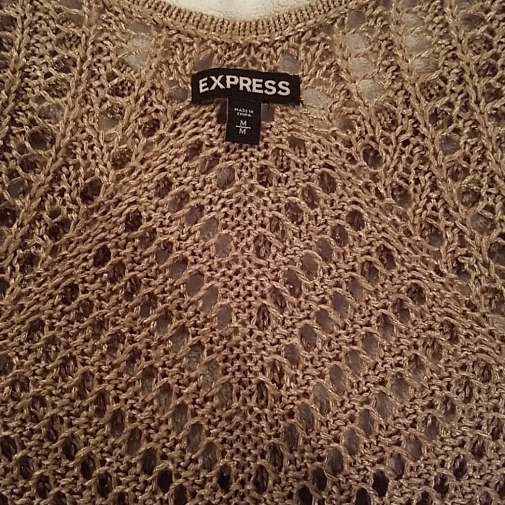 Express top. - Picture 2 of 4